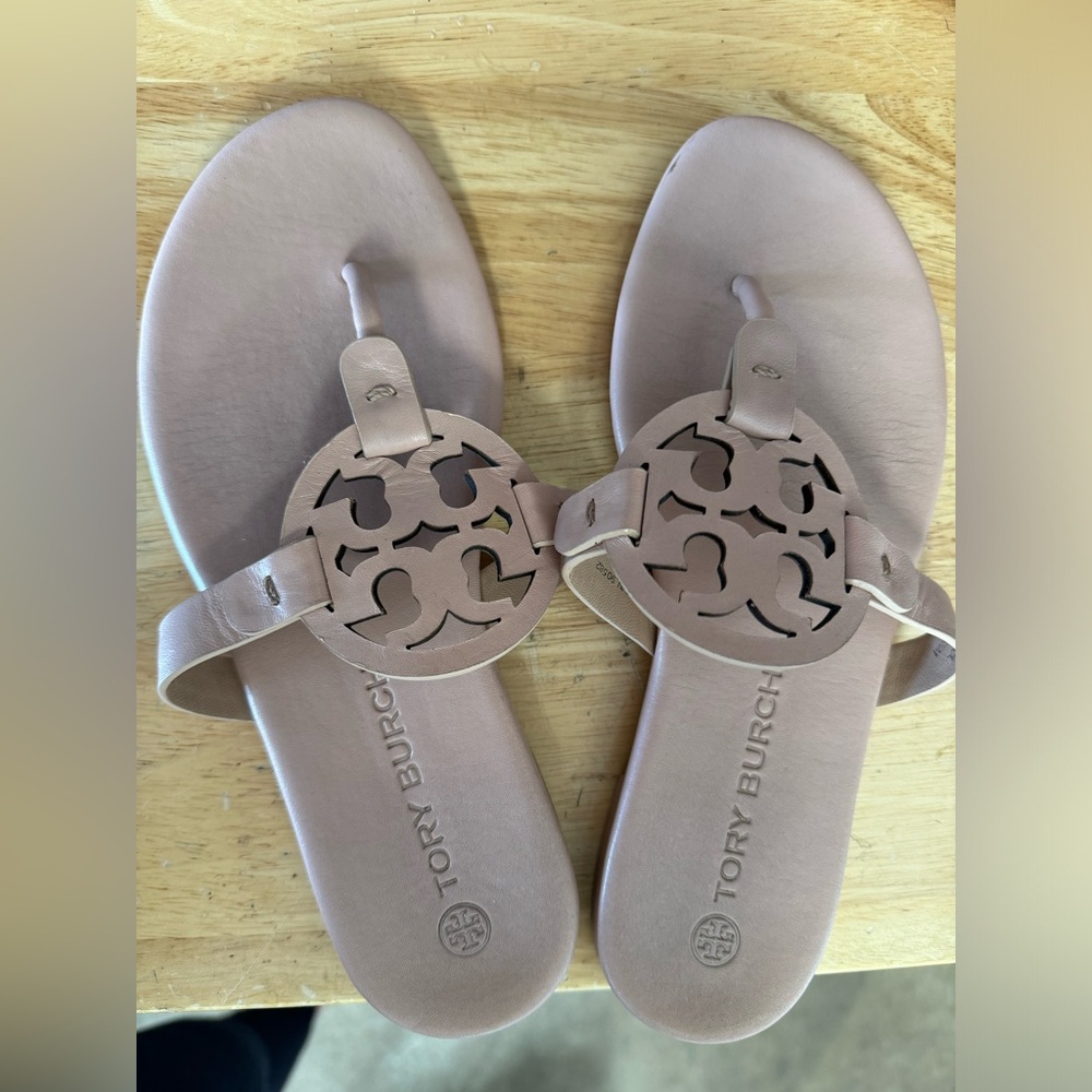 Tori Burch soft leather sandals.  Excellent condition.